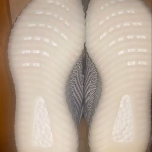Brand New Just Released Yeezy Statics